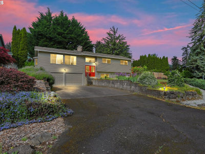 2335 5th St Columbia City, OR 97018