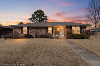 9413 Fresno St Fort Smith, AR 72903