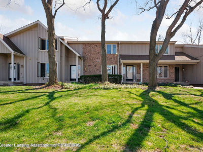 1283 Chartwell Carriage Way N East Lansing, MI 48823