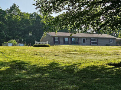 7882 State Route 669 NE Somerset, OH 43783