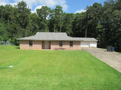 1310 Virginia Ave Natchitoches, LA 71457