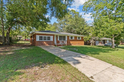 1006 Martin St Dothan, AL 36301