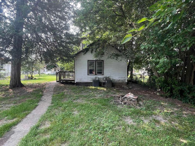 2947 13th Ave Rock Island, IL 61201