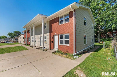 2704 Magnolia Dr Bettendorf, IA 52722