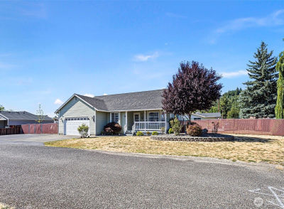 823 SW 21st St Chehalis, WA 98532