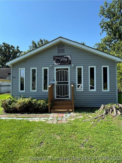 307 Phillips St Whiteville, NC 28472
