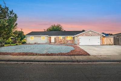 6920 Hogan Dr Sacramento, CA 95822