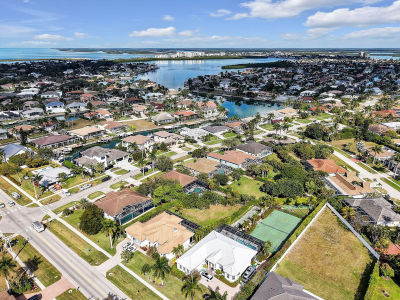 616 Hernando Dr Marco Island, FL 34145