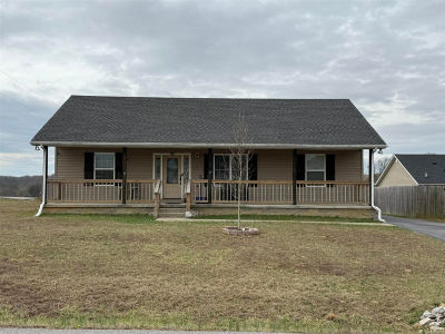 17 Christopher Ave Glasgow, KY 42141