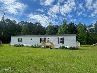 208 Fulcher Landing Rd Sneads Ferry, NC 28460