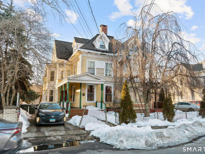 349 Noble Ave Bridgeport, CT 06608