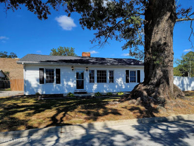 1220 Pamlico St Washington, NC 27889