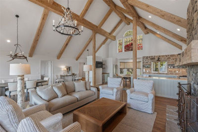 66 Summit Trl Highlands, NC 28741