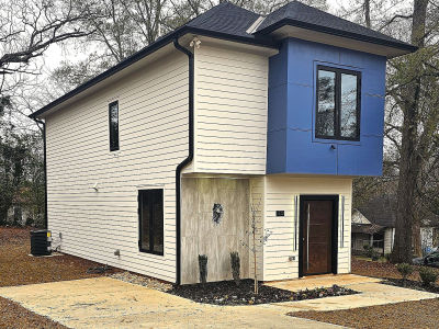 233 E Tinsley St Griffin, GA 30223