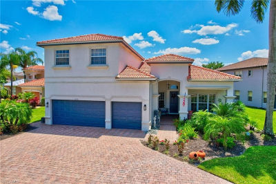 1696 Sarazen Pl Naples, FL 34120