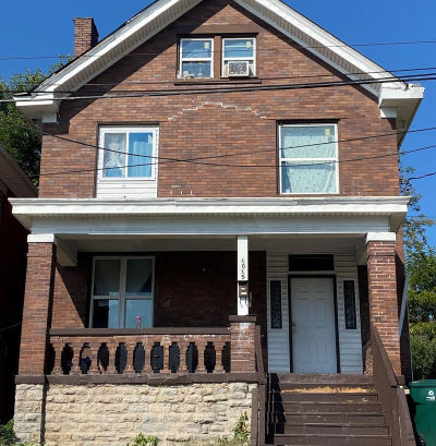 1015 Purcell Ave Cincinnati, OH 45205