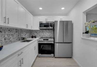 4035 Durham Cir #4035-B Deerfield Beach, FL 33442