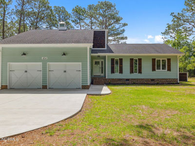 414 Masters Dr Southport, NC 28461