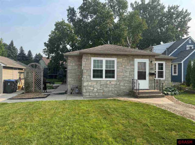 1219 E Main St Mankato, MN 56001