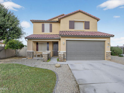 1762 E Cielo Azul Way San Tan Valley, AZ 85140