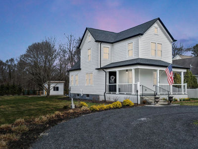 235 Cemetery Rd East Marion, NY 11939