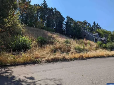 1778 Sunburst Ter NW Salem, OR 97304