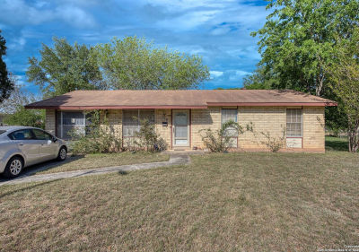119 Pentonville Dr Schertz, TX 78154