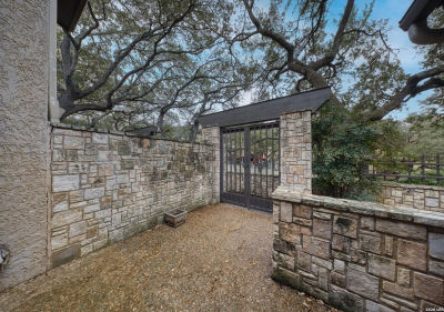 8000 Donore Pl APT 10 San Antonio, TX 78229