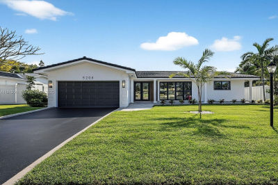 5208 Monroe St Hollywood, FL 33021