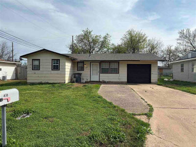 418 NW Glendale Dr Lawton, OK 73507