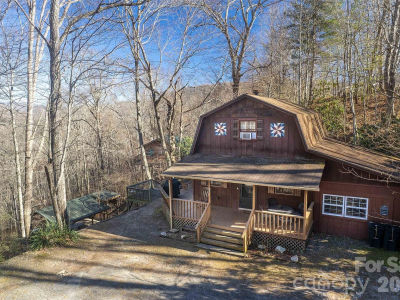 244 Grindstone Knob Rd Whittier, NC 28789