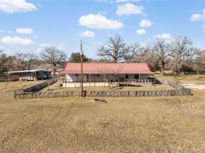 108 County Road 124 Comanche, TX 76442