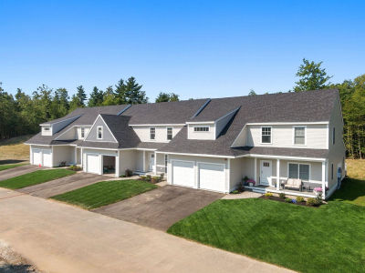 65 Driftwood Cir #25 Sandown, NH 03873