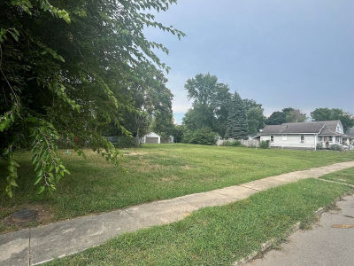 1512 W 3rd St Anderson, IN 46016