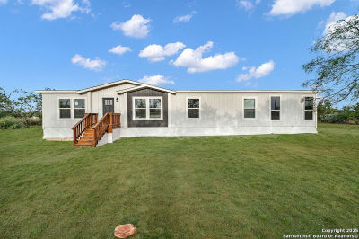 149 County Road 2644 Moore, TX 78057