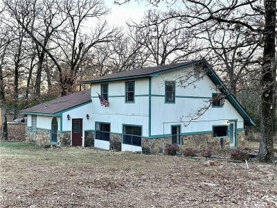 306 Ellis Loop Pocola, OK 74902