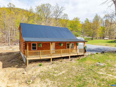 136 Wildwood Ln Shenandoah, VA 22849