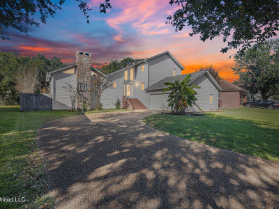 4409 Shadow Wood Cir Pascagoula, MS 39581