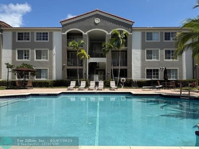 6831 SW 44th St APT 312 Miami, FL 33155