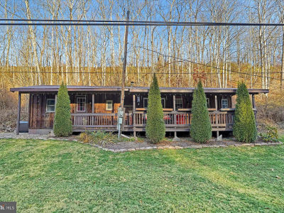 1185 Penns Creek Rd Coburn, PA 16832