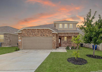 10238 Midsummer Mdw Converse, TX 78109