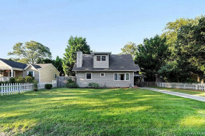 5 Liberty St Hampton Bays, NY 11946