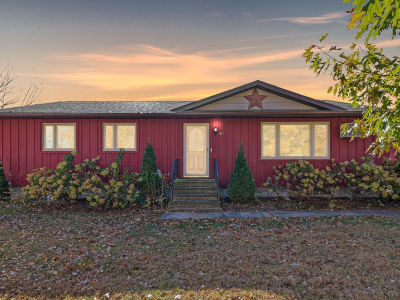 405 Elm St Henderson, MN 56044