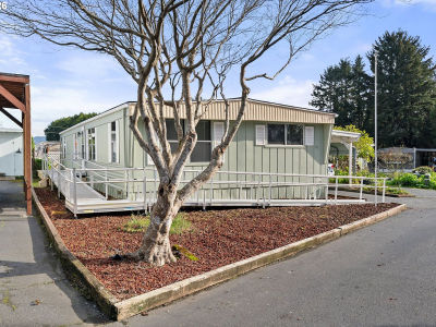 15505 Oceanview Dr Space 45 Brookings, OR 97415