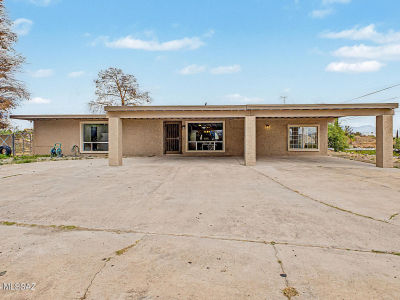 1064 N Mahen Rd Nogales, AZ 85621