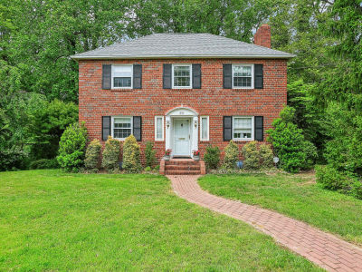 221 Patuxent Rd Laurel, MD 20707