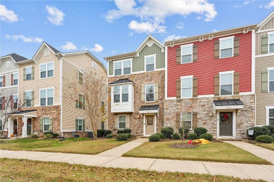 4207 Pillar Williamsburg, VA 23188