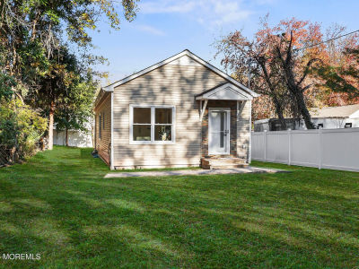 188 Texas Rd Morganville, NJ 07751