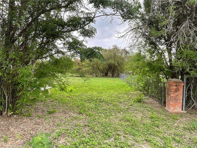 417 Avenue B Sinton, TX 78387
