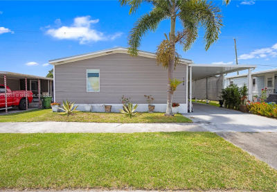 740 NW 219th Ave Pembroke Pines, FL 33029